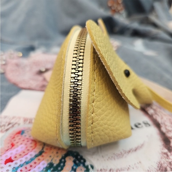 Yellow Elephant Wristlet EUC - Picture 6 of 6